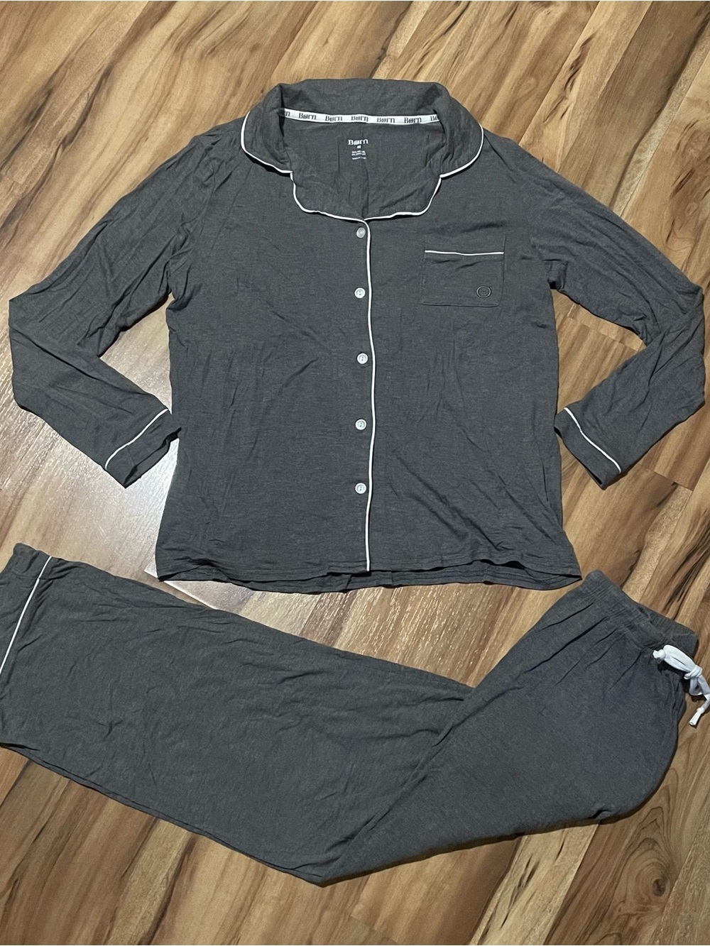 Born Gray Modal Spandex 2pc Pajama Set Long Sleeve & Pants Size Medium